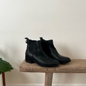 Cole Haan waterproof leather Chelsea boots